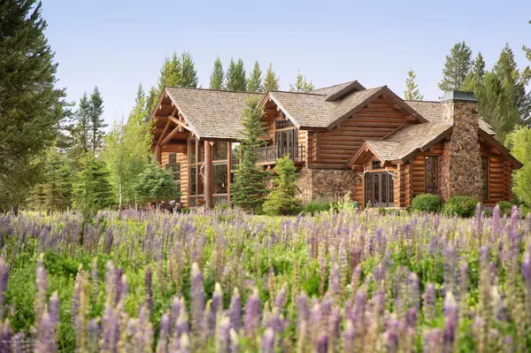 Moran, WY 83013,14600 DAVIS HILL Road