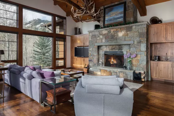 Teton Village, WY 83025,3090 GARNET Road