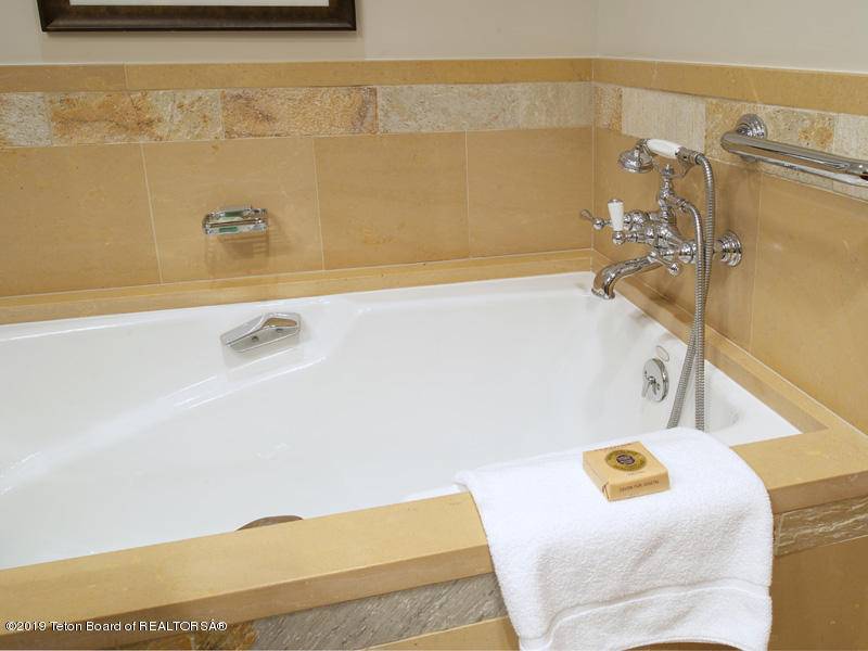Teton Village, WY 83025,7680 GRANITE Loop
