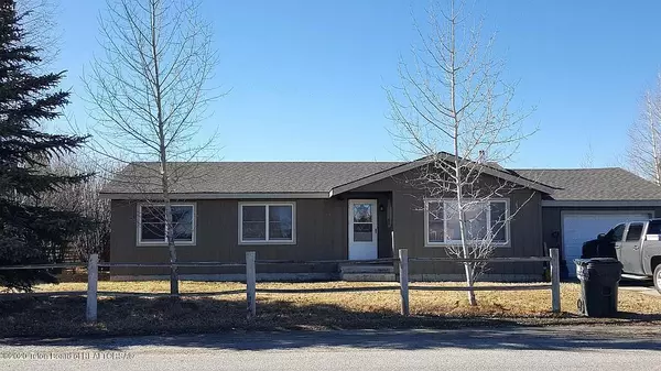 432 S SHANLEY Avenue, Pinedale, WY 82941