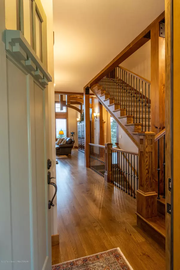 Alpine, WY 83128,1260 TRAIL RIDGE Road