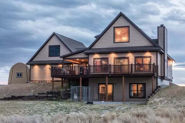 13 E SHOSHONE Trail, Boulder, WY 82923