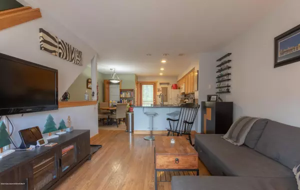 585 N CACHE #5, Jackson, WY 83001