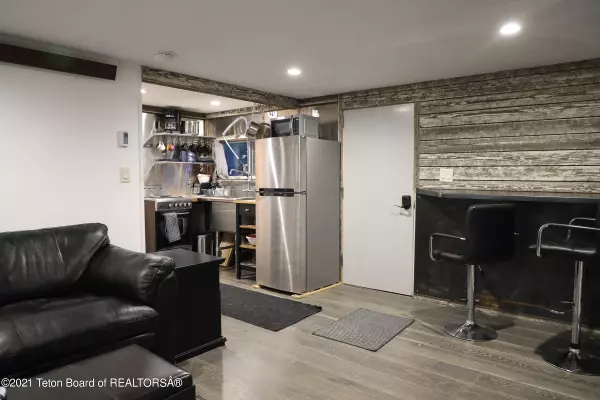 Alpine, WY 83128,100 VALLEY VIEW BLVD