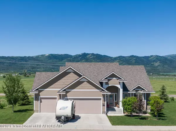 8744 ROBIN DRIVE, Victor, ID 83422