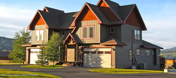 175 ALPINE VILLAGE CIRCLE 3, Alpine, WY 83128