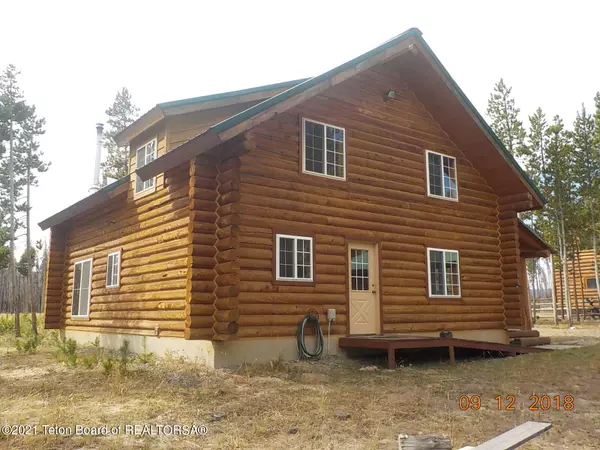 Dubois, WY 82513,24 CROOKED CREEK Road