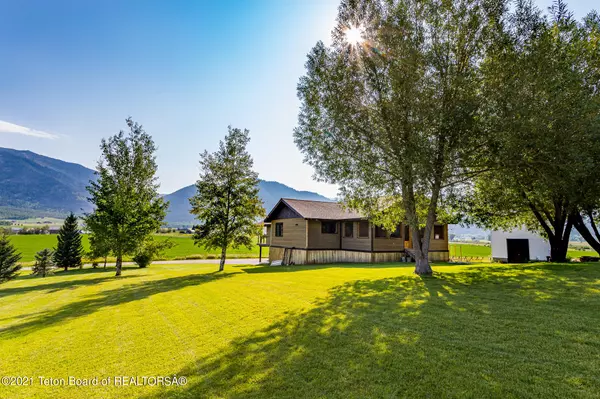 4403 WILLOW CREEK LANE, Bedford, WY 83112