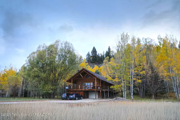 211 ELKHORN DRIVE, Alpine, WY 83128