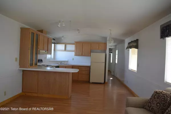 Big Piney, WY 83113,18 CHIZZLER Road