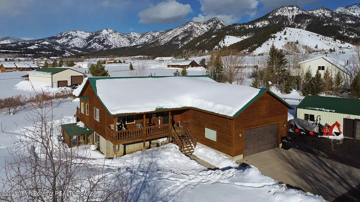 Etna, WY 83118,94 BRIDLE TRAIL