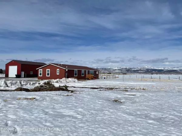 35 MONTE VISTA Road, Cora, WY 82925