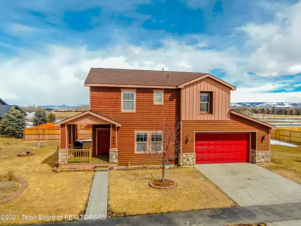 845 DRIFTWOOD Street, Pinedale, WY 82941