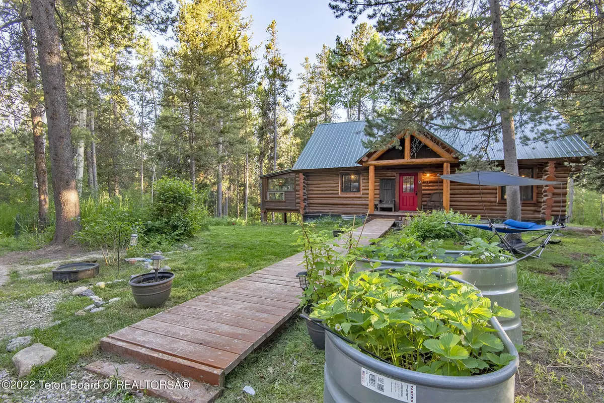 Alta, WY 83414,4255 LEIGH Lane