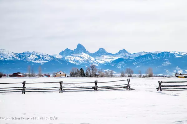 4842 S LEIGH CREEK Lane, Tetonia, ID 83452