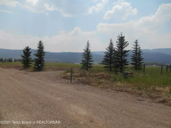 4 COUNTY ROAD 148, Smoot, WY 83126