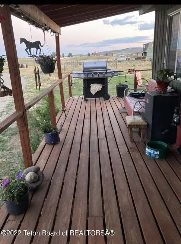 Cora, WY 82925,41 BUCK Road