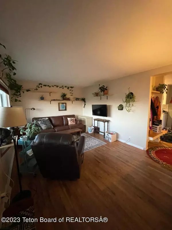 Lander, WY 82520,793 S 9TH Street