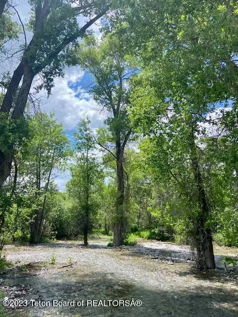 Bedford, WY 83112,315 STRAWBERRY CREEK PRIVATE RD.