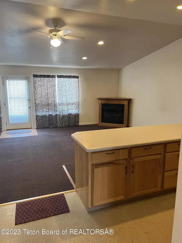 Marbleton, WY 83113,409 BUDD Avenue