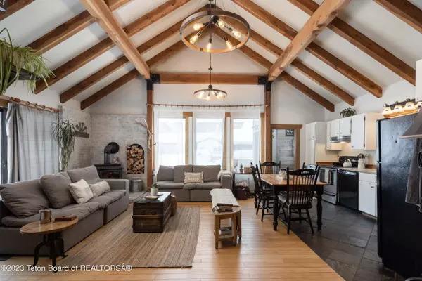 247 WEST COTTAGE LANE, Alpine, WY 83128