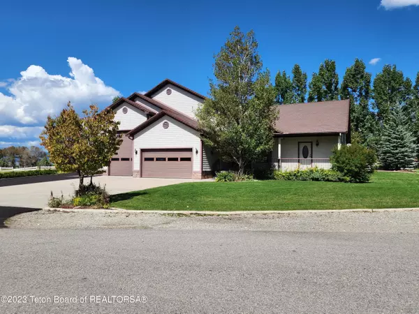 101 FAIRWAY Avenue, Thayne, WY 83127