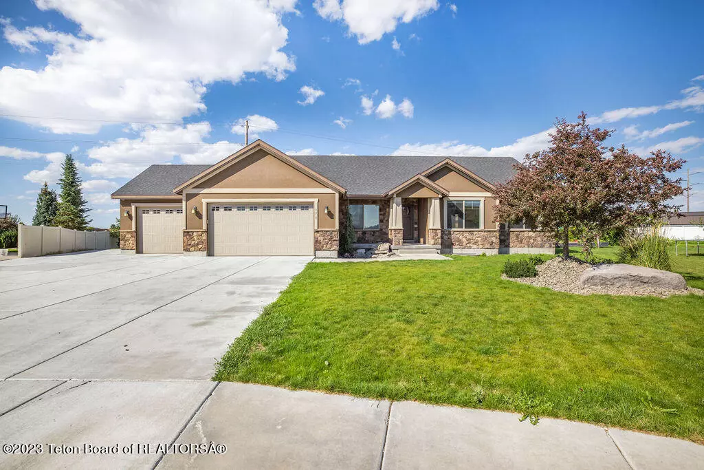 Rexburg, ID 83440,678 MILL STREAM Street