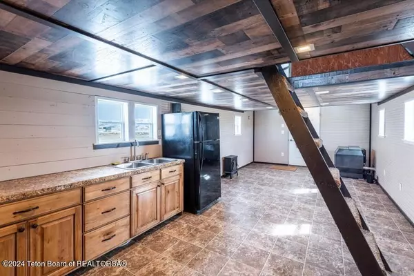 Boulder, WY 82923,4 BOB O LINK