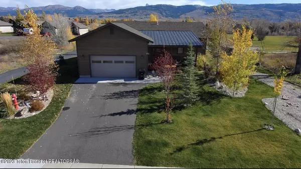 1094 DUSTY Trail, Driggs, ID 83422