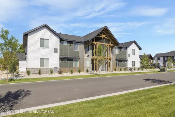 201 E ROSS AVE Avenue #D102, Driggs, ID 83422