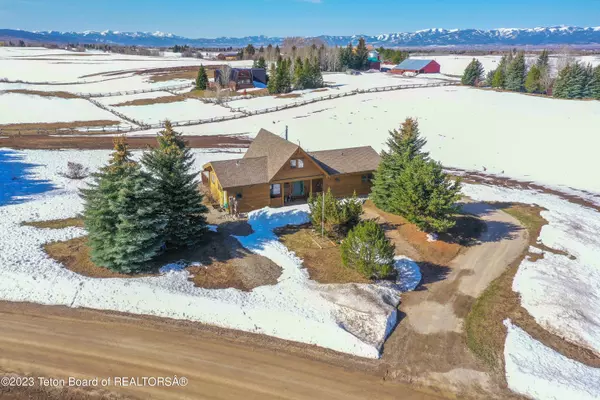 110 YELLOW ROSE Drive, Alta, WY 83414