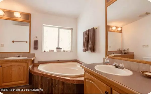 Smoot, WY 83126,835 E L CLARK Lane