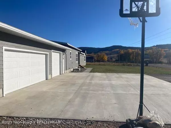 Smoot, WY 83126,1400 REEVES-SCHWAB Road