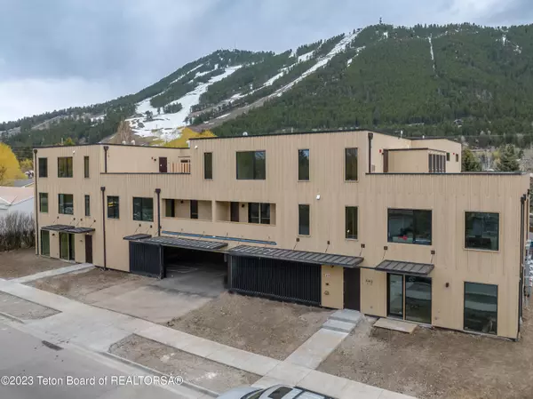 440 W KELLY Avenue #6, Jackson, WY 83001