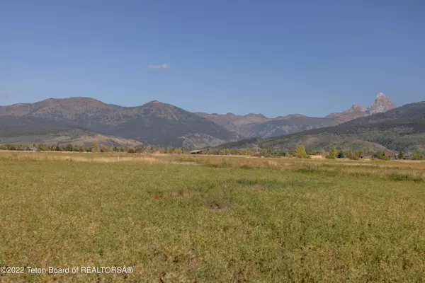 Driggs, ID 83422,1422 WHITETAIL Drive