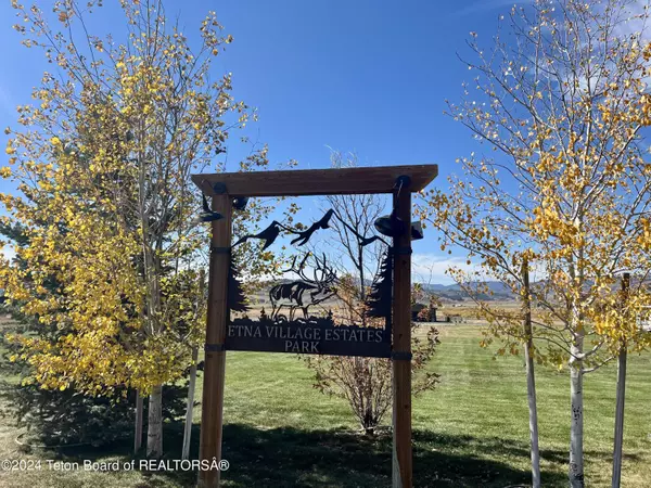 Etna, WY 83118,324 LITTLE GREYS LP