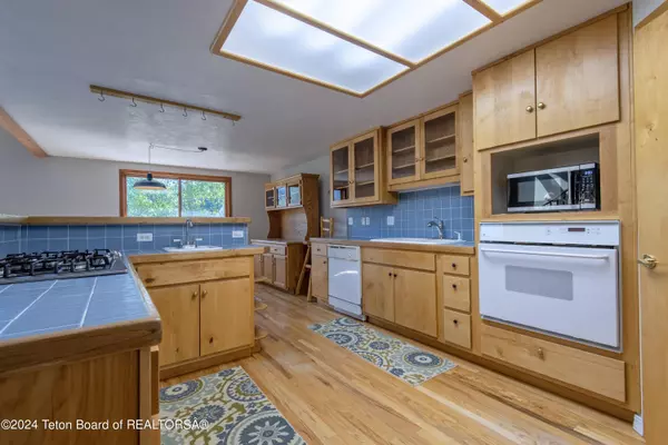 Swan Valley, ID 83449,1467 COTTONWOOD Road