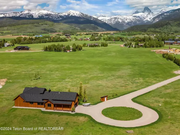 215 CREEKSIDE Road, Alta, WY 83414