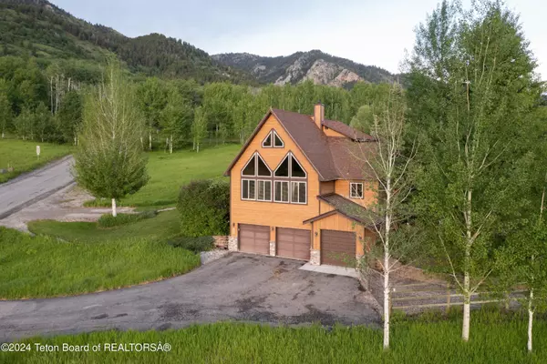 Star Valley Ranch, WY 83127,43 W ELKHORN Drive