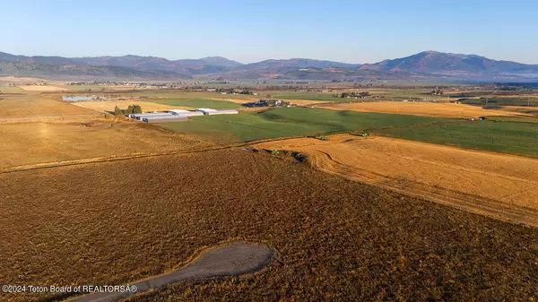 Freedom, WY 83120,2 ROLLING ACRES