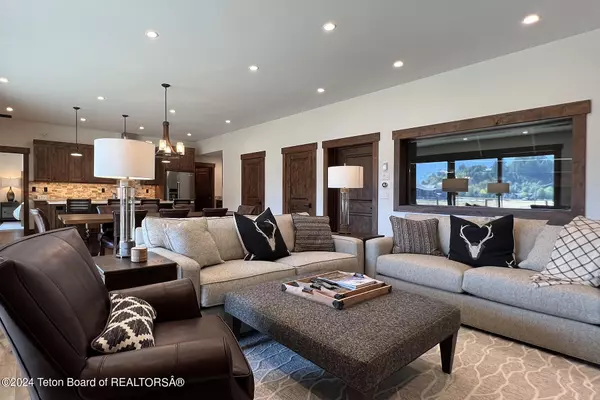 Alpine, WY 83128,20 DIAMANDIS DR