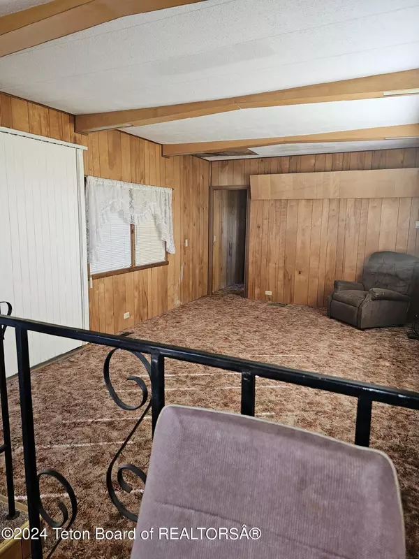 Daniel, WY 83115,55 LONE WOLF Road