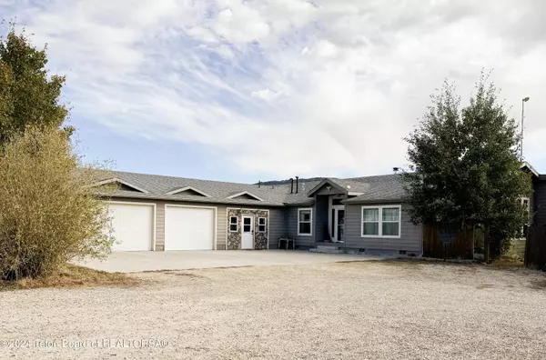 809 HWY 353 Street, Boulder, WY 82923