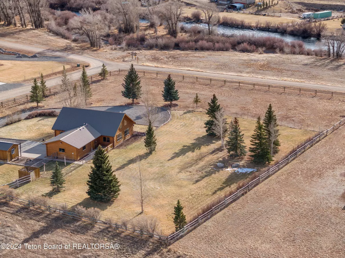 Dubois, WY 82513,87 LESEBERG Avenue