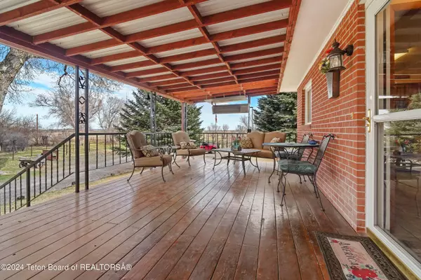 Pavillion, WY 82523,365 WY-133