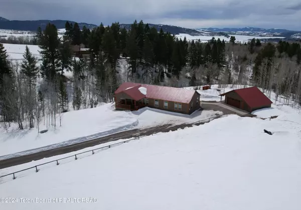 Bedford, WY 83112,1281 STRAWBERRY CREEK Road