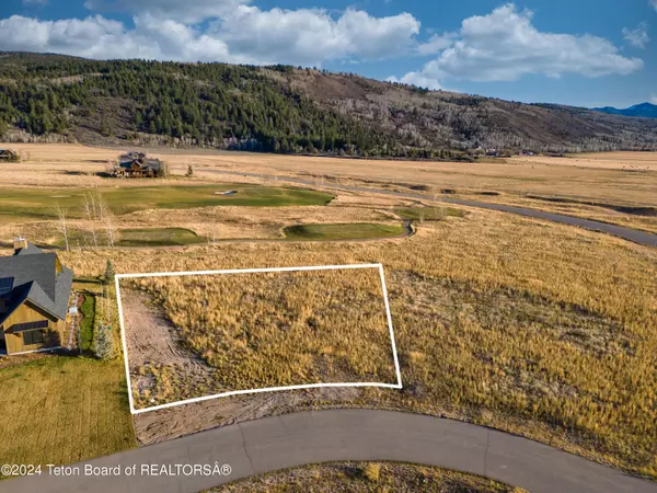 706 ROYAL ELK Circle, Victor, ID 83455