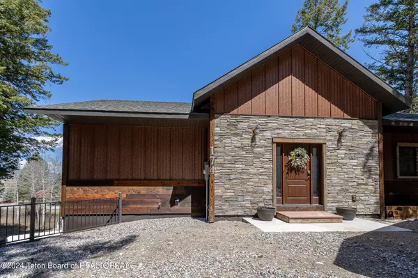 174 STOOR Drive, Alpine, WY 83128