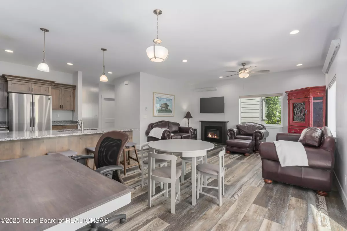 Alpine, WY 83128,310 SNAKE RIVER DRIVE #1
