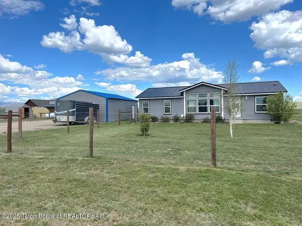 58 CHIEF JOSEPH Road, Pinedale, WY 82941